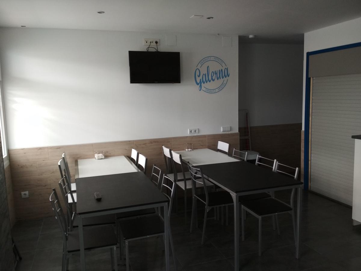 Galerna Zarautz Hostel Extérieur photo
